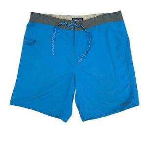 Patagonia Men Wavefarer Boardshorts Shorts Sz 36 Embroidered Logo Zip Packet